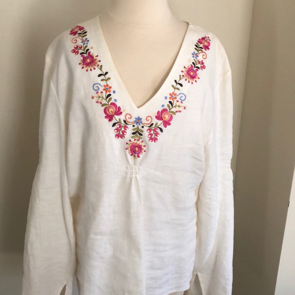Anna Carson linen top